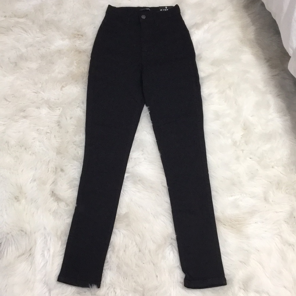 Fashion nova jeans